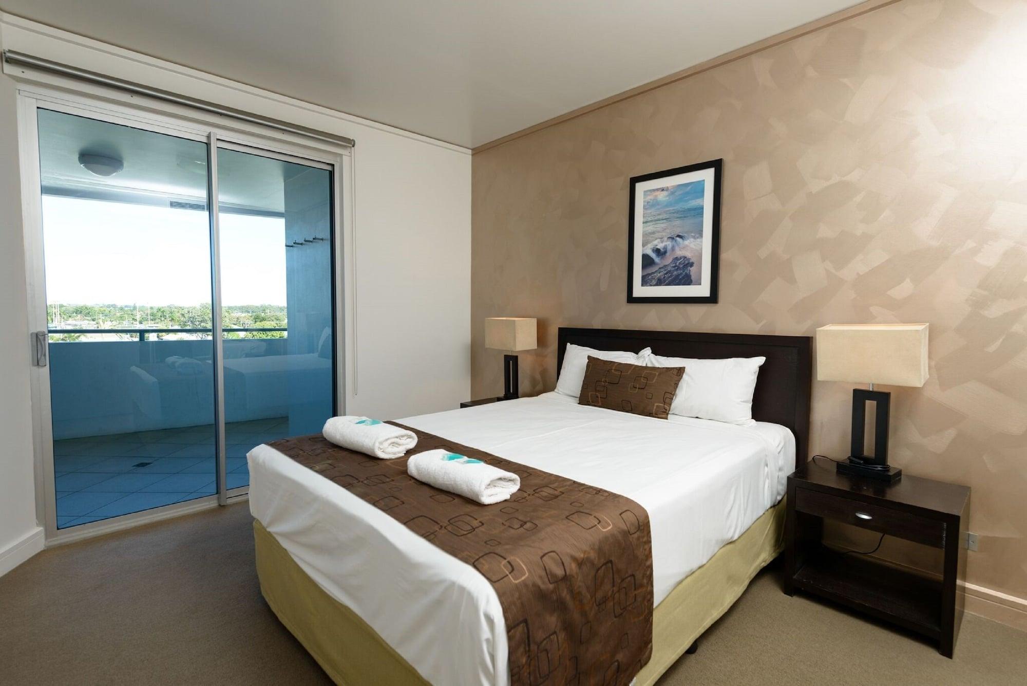 C Bargara Resort Exterior photo